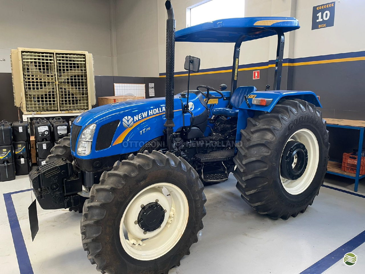 TRATOR NEW HOLLAND NEW TT 75 Tração 4x2 Ottoboni Máquinas - New Holland DRACENA SÃO PAULO SP